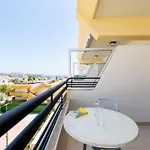 In San Eugenio Apartament Costa Adeje (Tenerife)